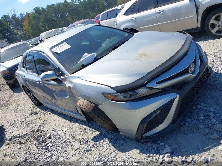 TOYOTA CAMRY SE AWD 2022