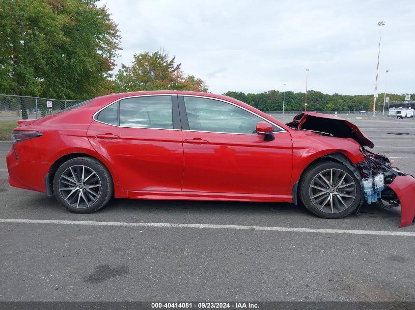 TOYOTA CAMRY SE 2024