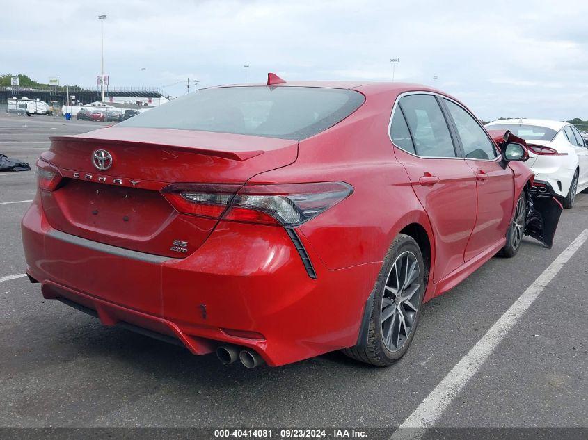 TOYOTA CAMRY SE 2024