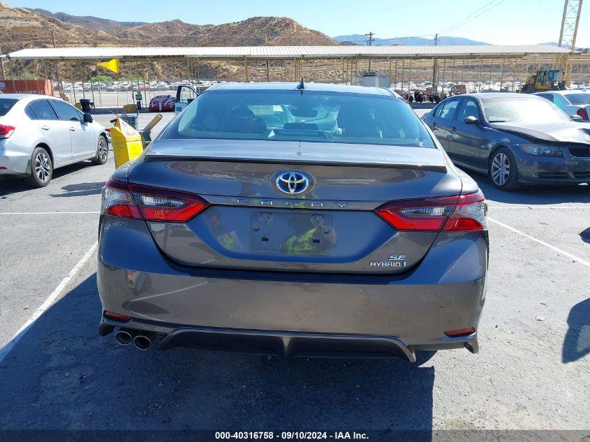 TOYOTA CAMRY SE HYBRID 2023