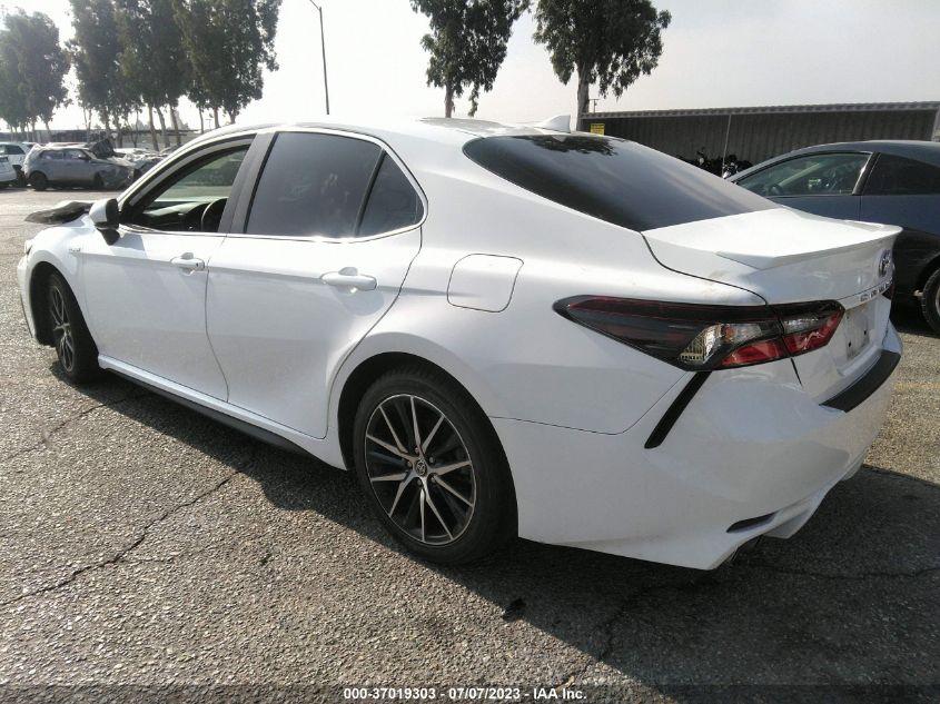 TOYOTA CAMRY HYBRID SE 2021