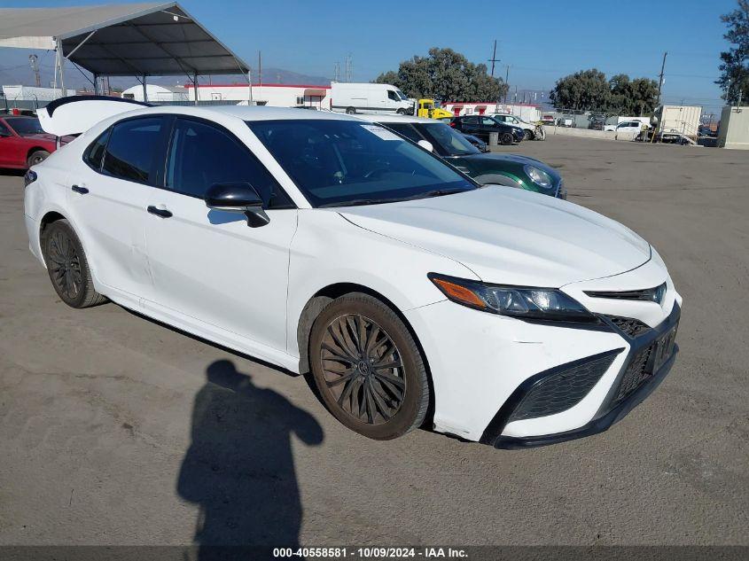 TOYOTA CAMRY NIGHTSHADE EDITION HYBRID 2022