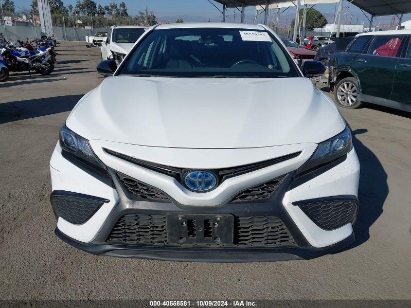 TOYOTA CAMRY NIGHTSHADE EDITION HYBRID 2022