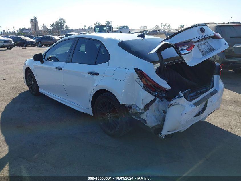 TOYOTA CAMRY NIGHTSHADE EDITION HYBRID 2022