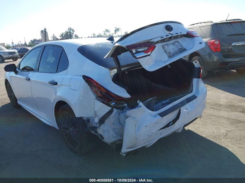 TOYOTA CAMRY NIGHTSHADE EDITION HYBRID 2022