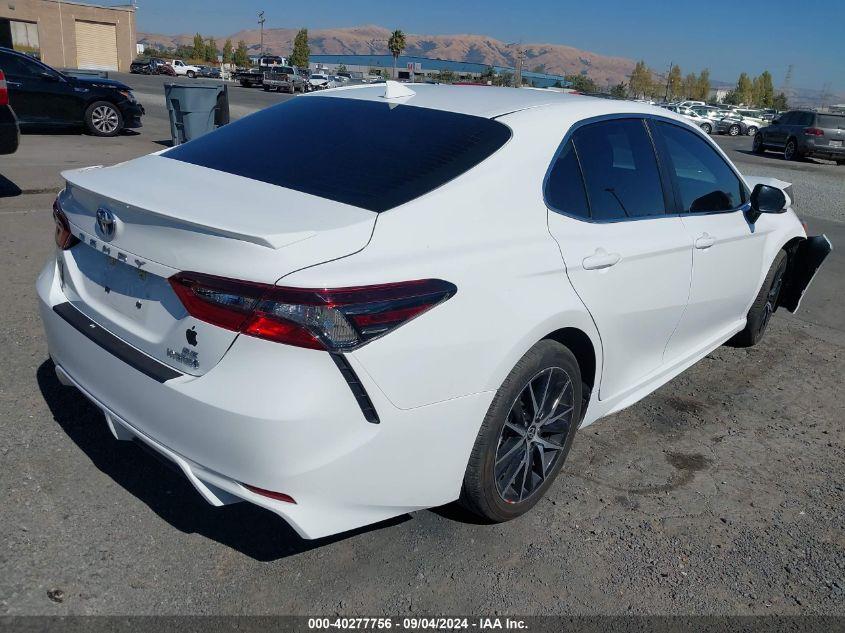 TOYOTA CAMRY SE HYBRID 2023