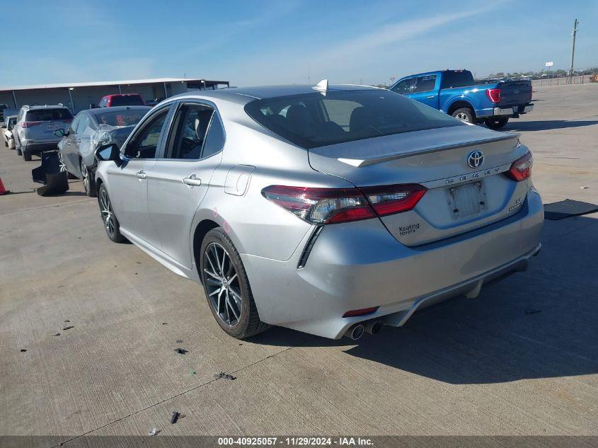 TOYOTA CAMRY SE HYBRID 2022