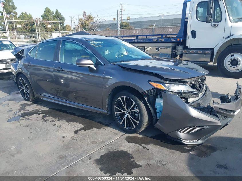 TOYOTA CAMRY SE HYBRID 2020