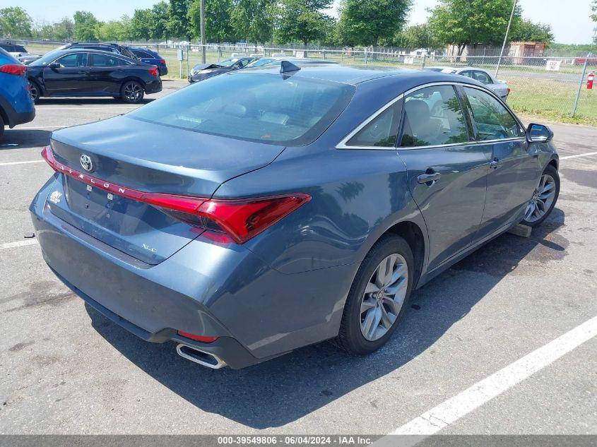 TOYOTA AVALON XLE 2022