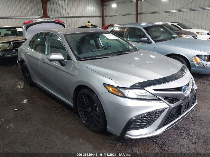 TOYOTA CAMRY XSE HYBRID 2022