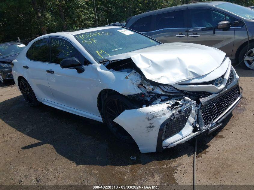 TOYOTA CAMRY XSE HYBRID 2022