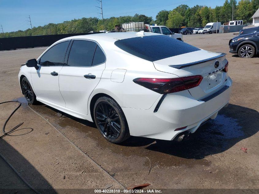 TOYOTA CAMRY XSE HYBRID 2022