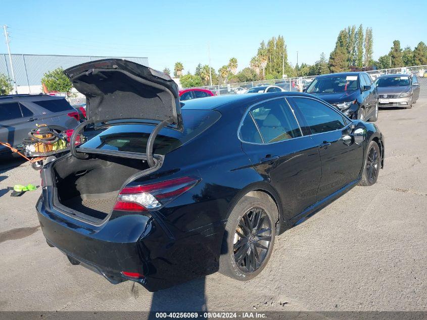 TOYOTA CAMRY XSE 2021