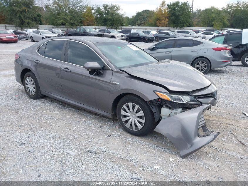 TOYOTA CAMRY LE HYBRID 2020