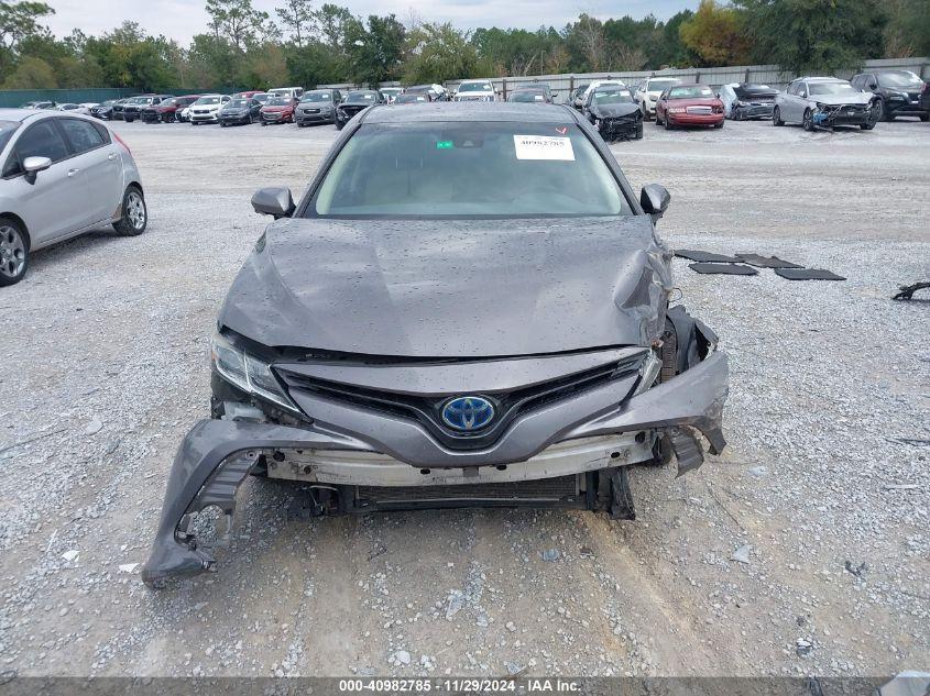 TOYOTA CAMRY LE HYBRID 2020