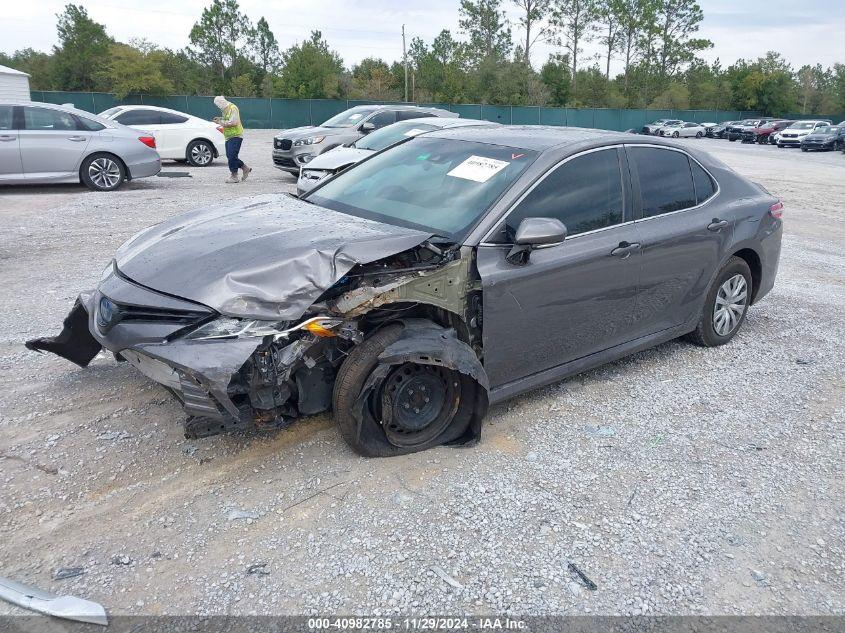 TOYOTA CAMRY LE HYBRID 2020