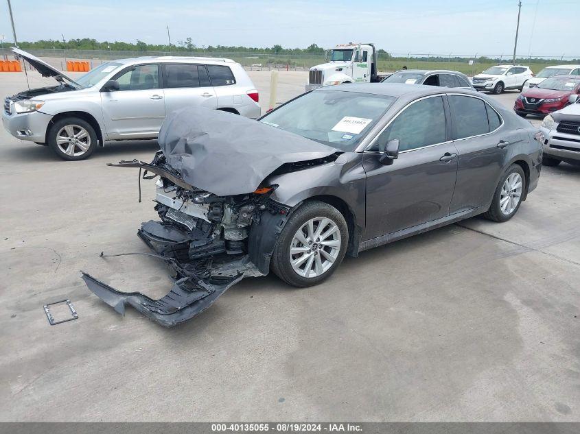 TOYOTA CAMRY LE 2022