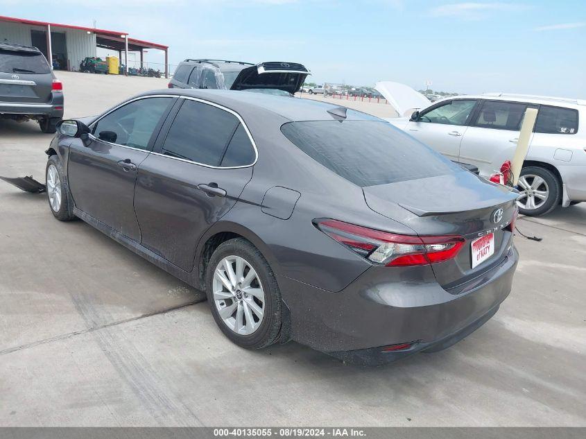 TOYOTA CAMRY LE 2022