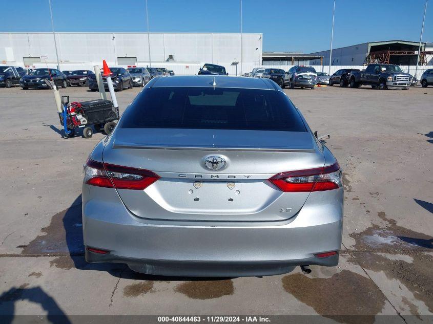 TOYOTA CAMRY LE 2022