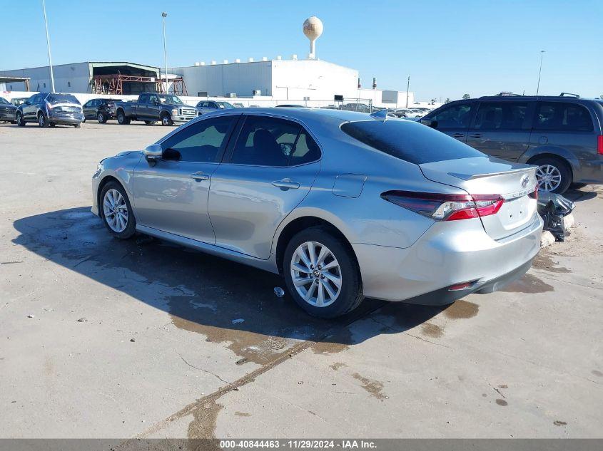 TOYOTA CAMRY LE 2022