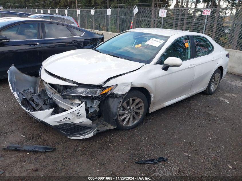 TOYOTA CAMRY LE 2022