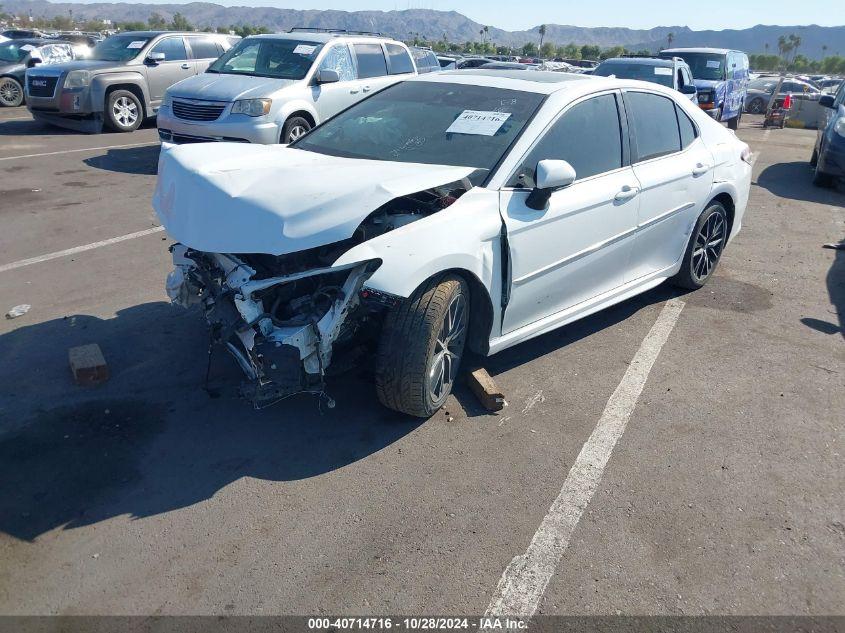 TOYOTA CAMRY SE 2022