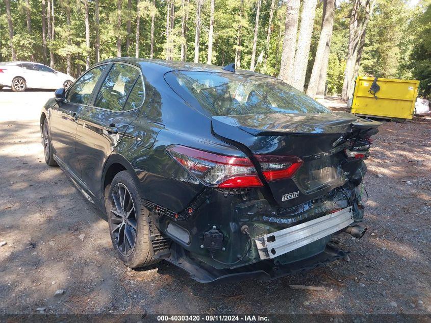 TOYOTA CAMRY SE 2021