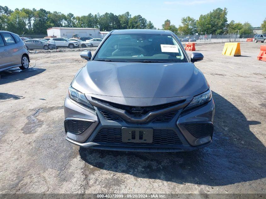 TOYOTA CAMRY SE AWD 2022