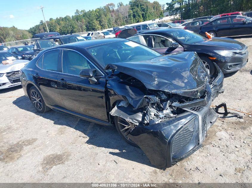 TOYOTA CAMRY SE 2022