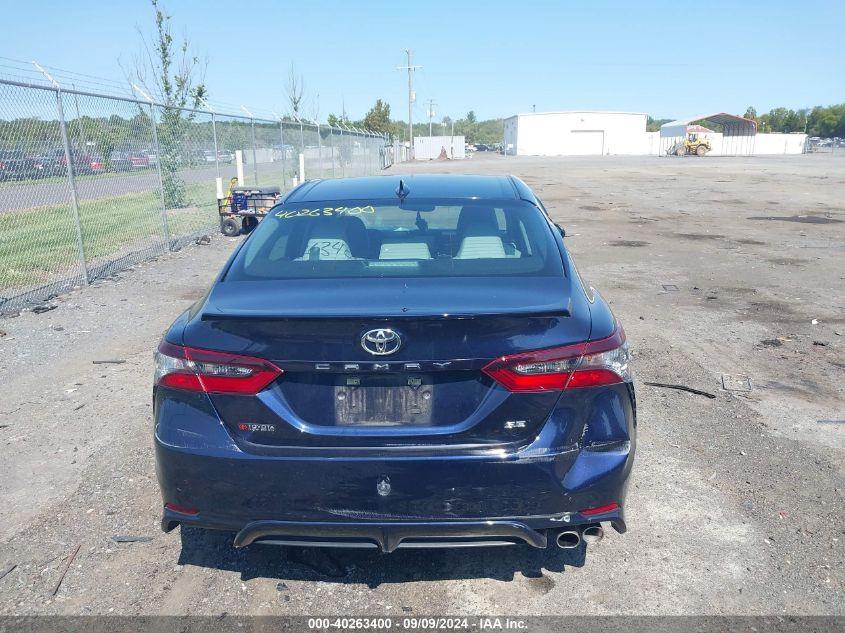 TOYOTA CAMRY SE 2022