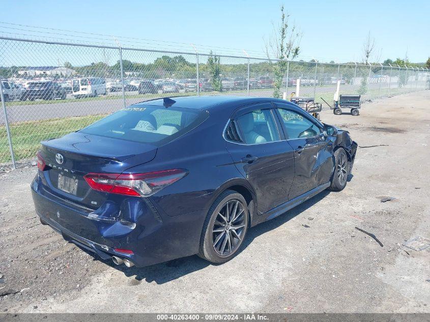 TOYOTA CAMRY SE 2022