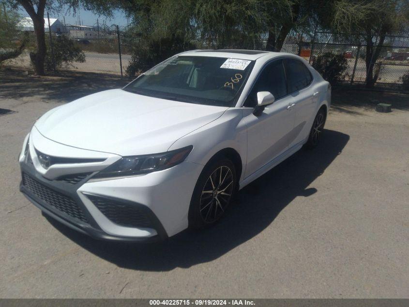 TOYOTA CAMRY SE 2022