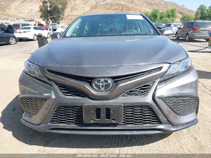 TOYOTA CAMRY SE 2024