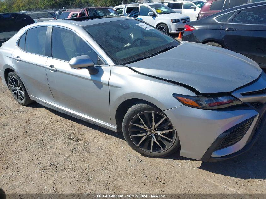 TOYOTA CAMRY SE AWD 2022