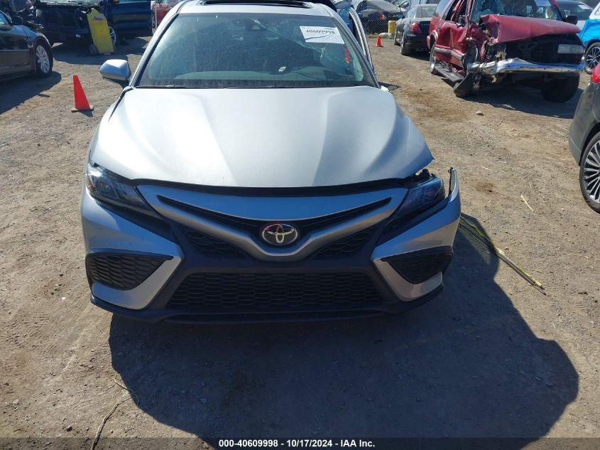 TOYOTA CAMRY SE AWD 2022