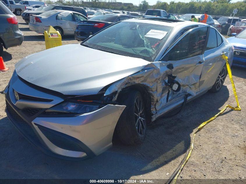 TOYOTA CAMRY SE AWD 2022