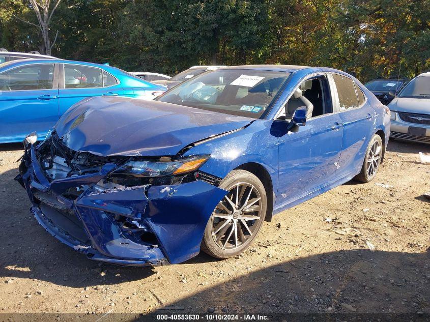 TOYOTA CAMRY SE AWD 2023