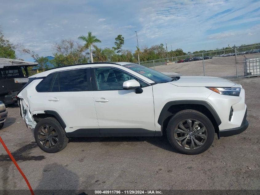 TOYOTA RAV4 HYBRID XLE PREMIUM 2023