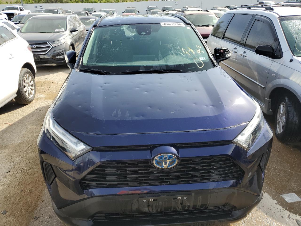 TOYOTA RAV4 XLE XLE 2022