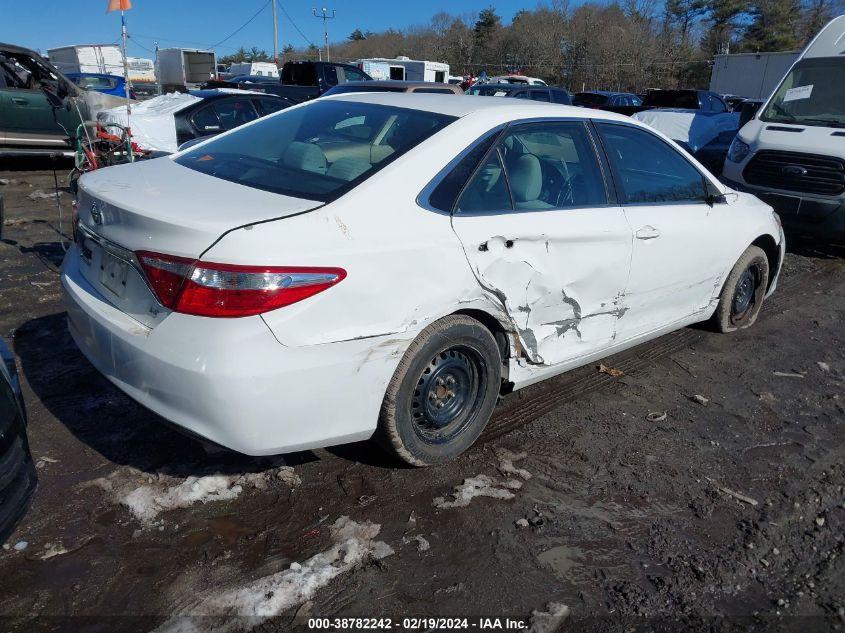 TOYOTA CAMRY LE 2015