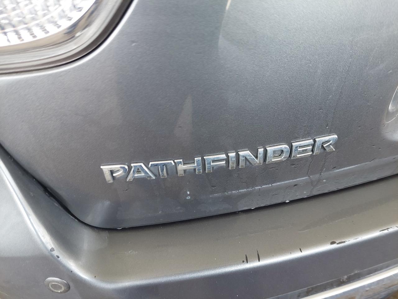 NISSAN PATHFINDER  2015