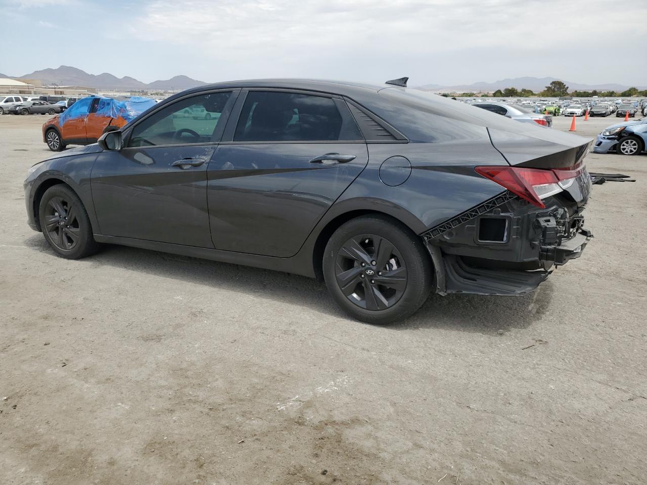 HYUNDAI ELANTRA SE 2021