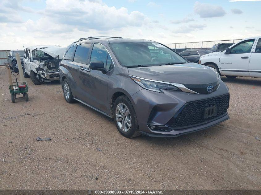 TOYOTA SIENNA XSE 2022