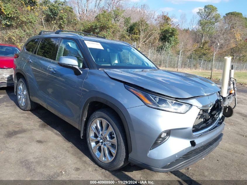 TOYOTA HIGHLANDER LIMITED 2022