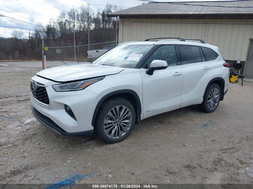 TOYOTA HIGHLANDER HYBRID PLATINUM 2022