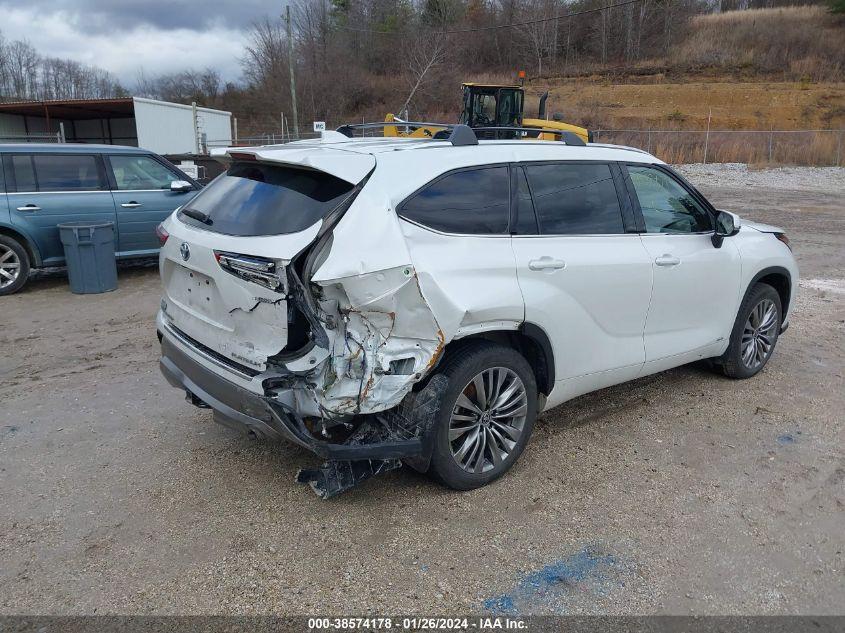 TOYOTA HIGHLANDER HYBRID PLATINUM 2022