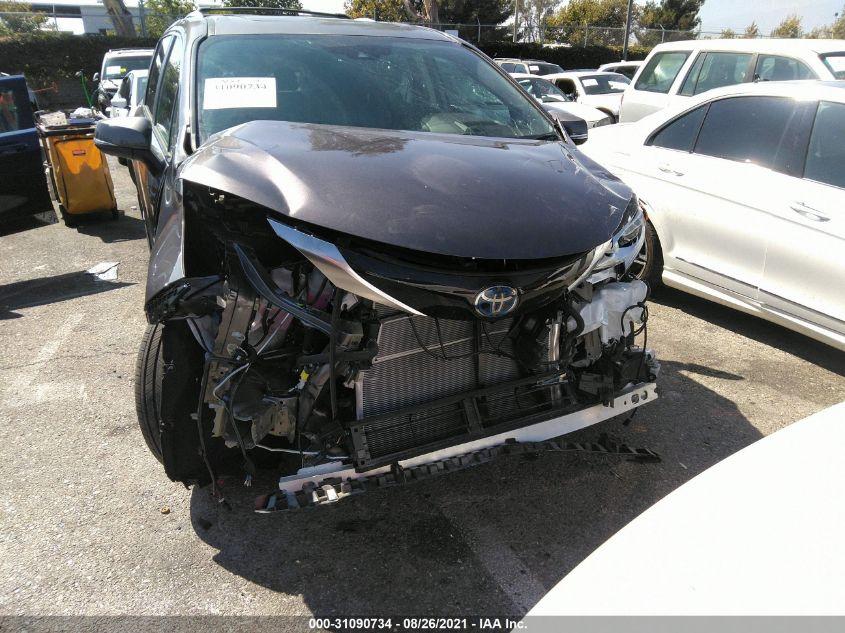 TOYOTA SIENNA LIMITED/PLATINUM 2021