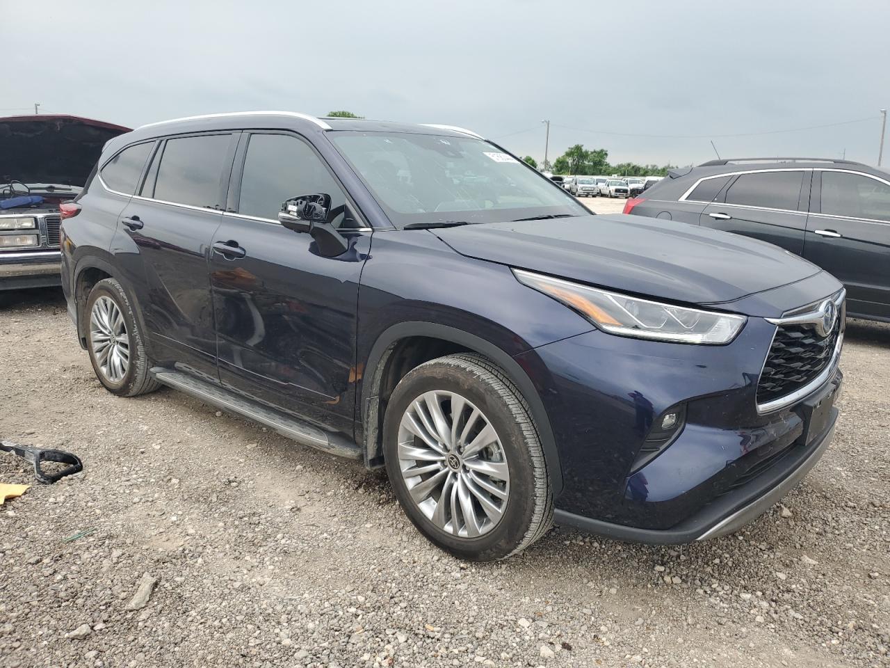 TOYOTA HIGHLANDER  2023