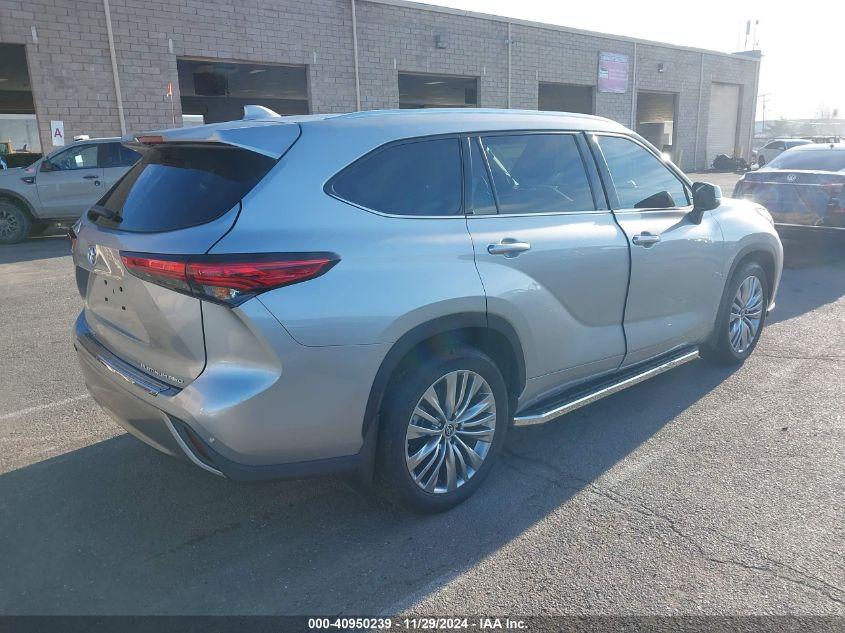 TOYOTA HIGHLANDER PLATINUM 2022