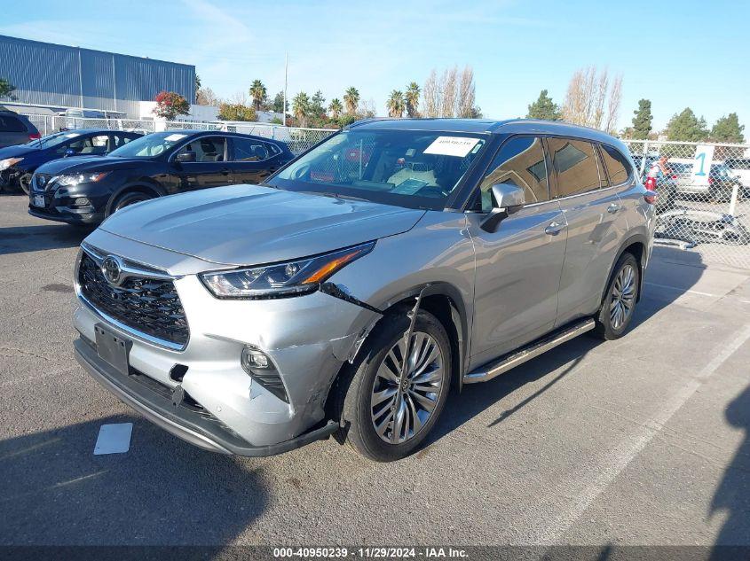 TOYOTA HIGHLANDER PLATINUM 2022